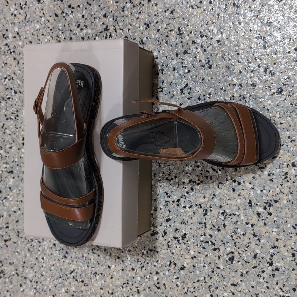 Camper Pim Pom Brown Leather Sandals  NIB EU 41